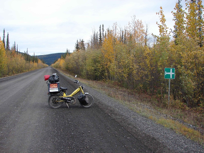 52-La route sert aussi de piste d'atterissage